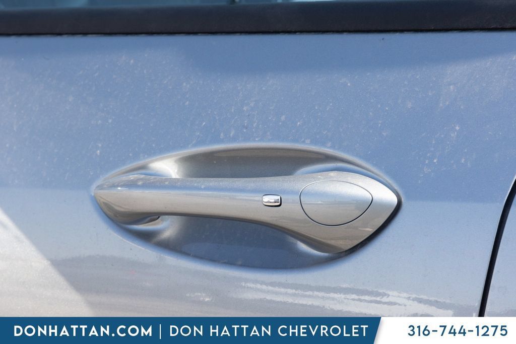 New 2026 Chevrolet Trax LT w/ Driver Confidence Package FWD image 29