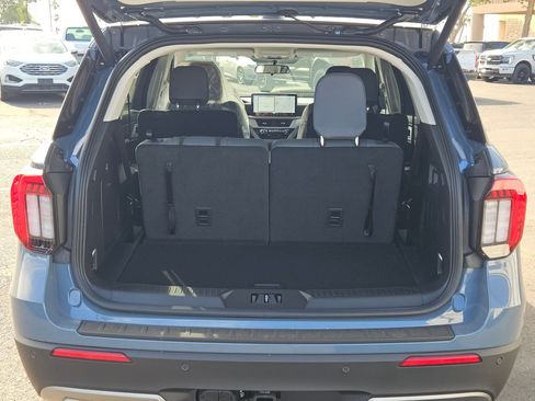 New 2026 Ford Explorer Active w/ Active Comfort Package image 4