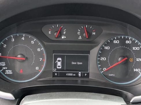Used 2025 Chevrolet Malibu LT FWD image 32