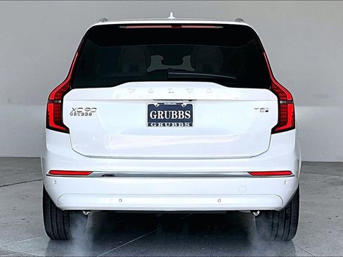 New 2026 Volvo XC90 T8 Ultra w/ Protection Package Premier image 7