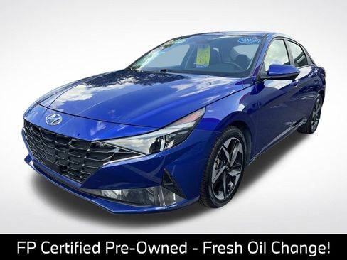 Used 2023 Hyundai Elantra Limited FWD image 4