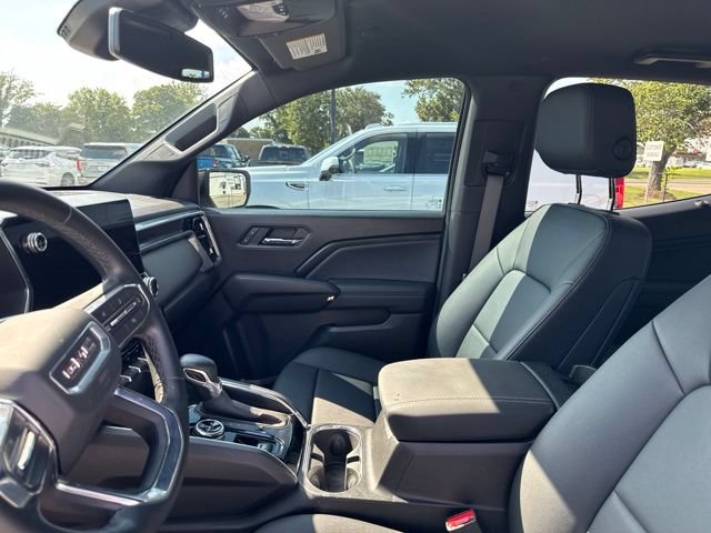 Used 2025 GMC Canyon Elevation w/ Convenience Package AWD/4WD image 12