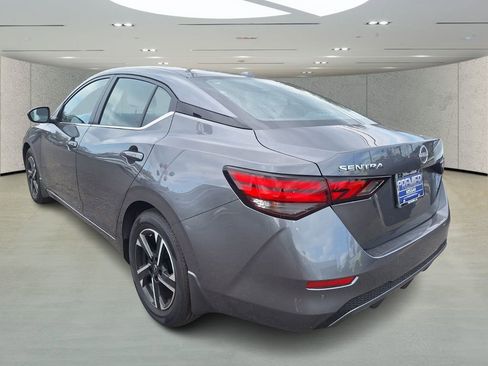 New 2025 Nissan Sentra SV image 3