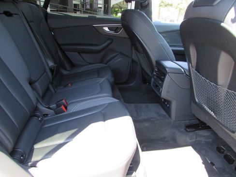 Used 2019 Audi Q8 Premium AWD/4WD image 25