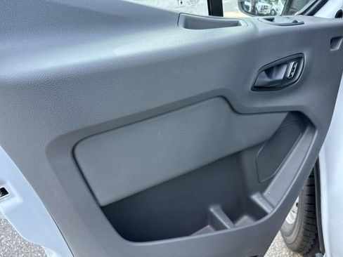 New 2026 Ford Transit 250 148 Medium Roof w/ Load Area Protection Package RWD image 20