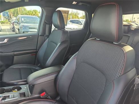 Used 2024 Ford Escape ST-Line w/ Tech Pack #1 FWD image 13