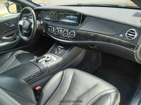 Used 2017 Mercedes-Benz S 550 4MATIC Sedan image 40