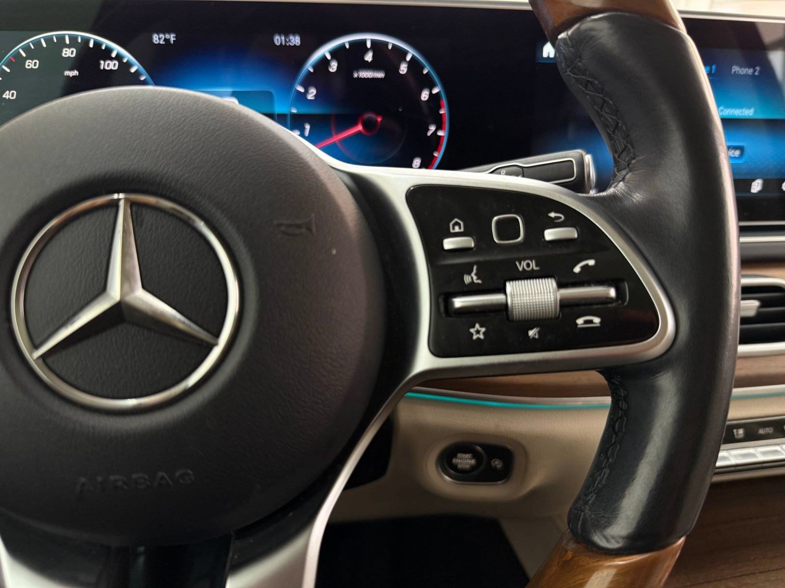 Used 2021 Mercedes-Benz GLS 450 4MATIC image 14