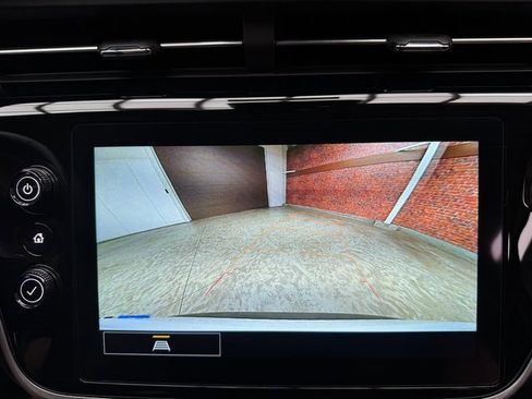 Used 2023 Chevrolet Bolt EUV LT w/ Driver Confidence Package image 22