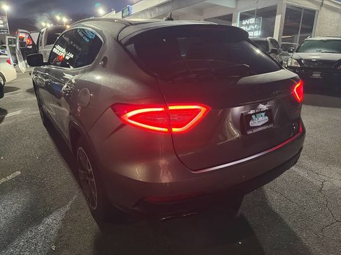 Used 2017 Maserati Levante S image 2