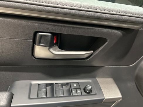 New 2026 Toyota Tundra SR5 image 8