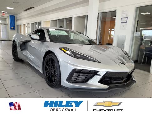 New 2027 Chevrolet Corvette Stingray Coupe w/ Z51 Performance Package RWD image 1