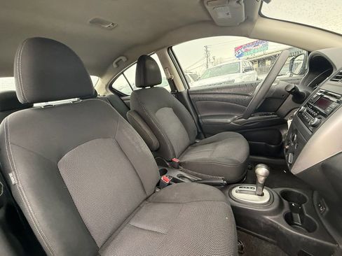 Used 2017 Nissan Versa SV image 23
