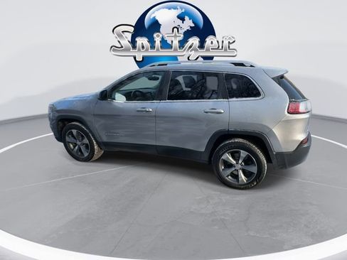 Used 2019 Jeep Cherokee Limited w/ Technology Group image 8