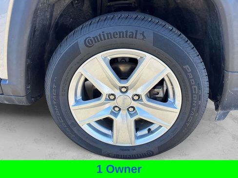 Certified 2022 Jeep Compass Latitude image 30