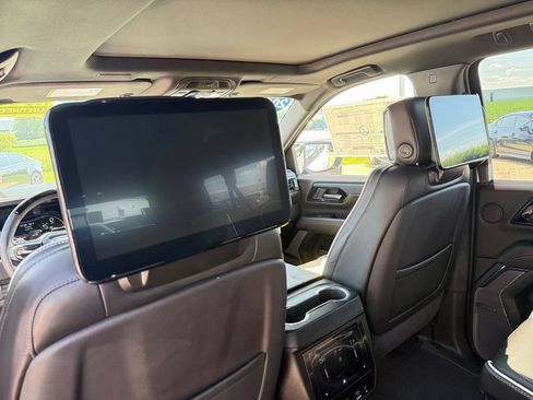 New 2026 GMC Yukon XL AT4 Ultimate AWD/4WD image 41