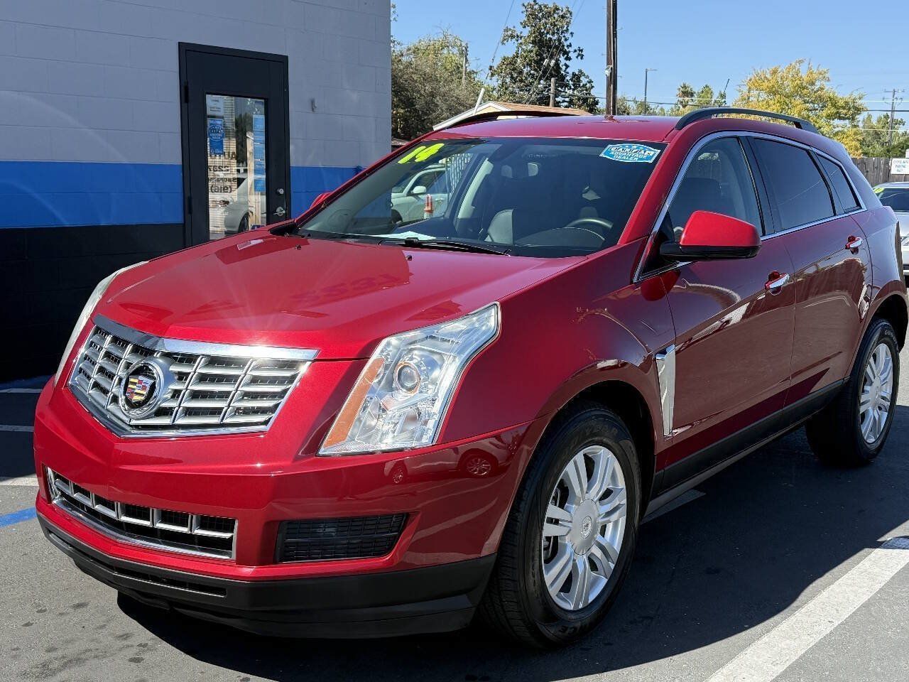Used 2014 Cadillac SRX FWD image 3