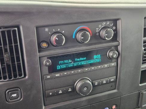 New 2025 Chevrolet Express 2500 w/ Driver Convenience Package image 26