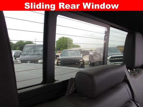 Used 2024 GMC Sierra 2500 AT4 w/ AT4 Premium Plus Package AWD/4WD image 29