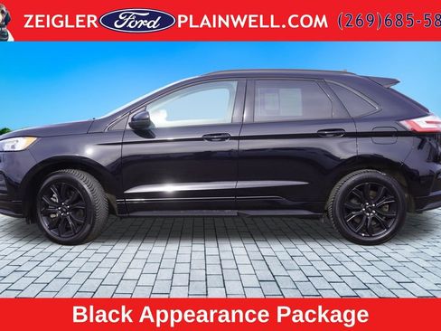 Used 2023 Ford Edge SE w/ Black Appearance Package AWD/4WD image 2