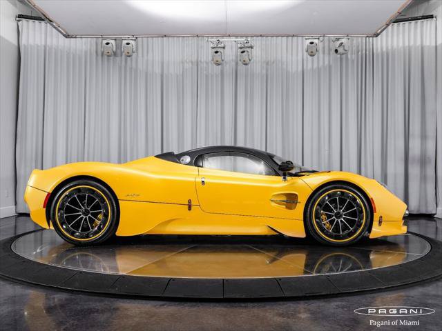 Used 2024 Pagani Utopia RWD image 46