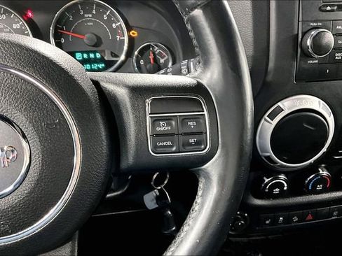 Used 2014 Jeep Wrangler Sahara w/ Connectivity Group AWD/4WD image 10
