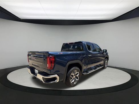 Used 2023 GMC Sierra 1500 SLT w/ SLT Premium Plus Package AWD/4WD image 7