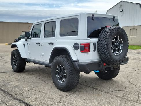 Used 2021 Jeep Wrangler Unlimited Rubicon 4xe w/ Cold Weather Group AWD/4WD image 3