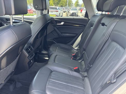Used 2020 Audi Q5 2.0T Premium Plus w/ Premium Plus Package AWD/4WD image 18