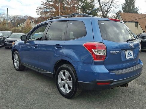 Used 2015 Subaru Forester 2.5i Premium w/ All-Weather Package image 4
