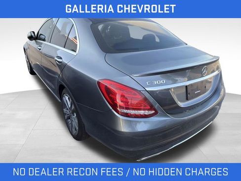 Used 2018 Mercedes-Benz C 300 Sedan image 3