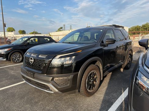 Used 2024 Nissan Pathfinder Rock Creek AWD/4WD image 1