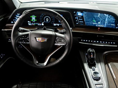 Used 2024 Cadillac Escalade Sport Platinum image 13