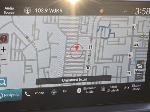 New 2025 Honda Pilot Touring image 4