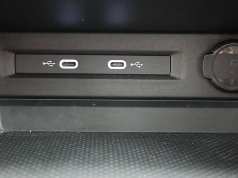 Used 2024 Volkswagen Taos S image 21