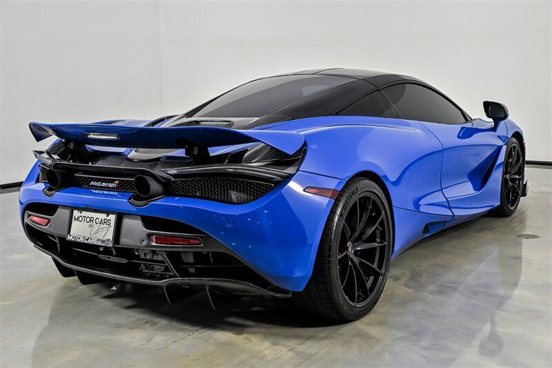 Used 2018 McLaren 720S RWD image 13