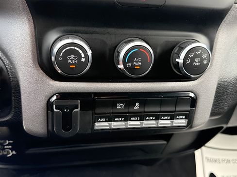 Used 2024 RAM 2500 Tradesman w/ Chrome Appearance Group AWD/4WD image 23