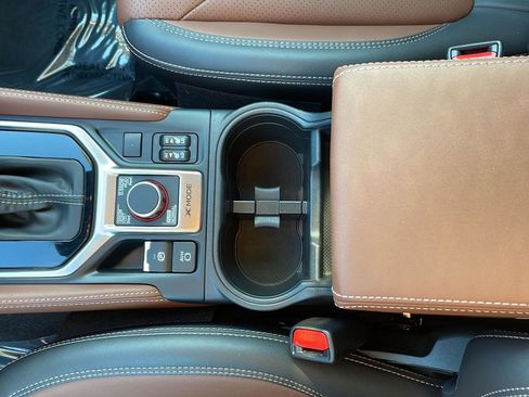 Used 2024 Subaru Forester Touring image 30