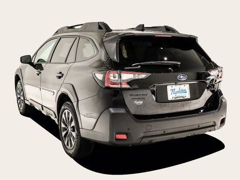 Used 2025 Subaru Outback Onyx Edition image 8