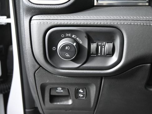 Used 2020 RAM 1500 Limited AWD/4WD image 23