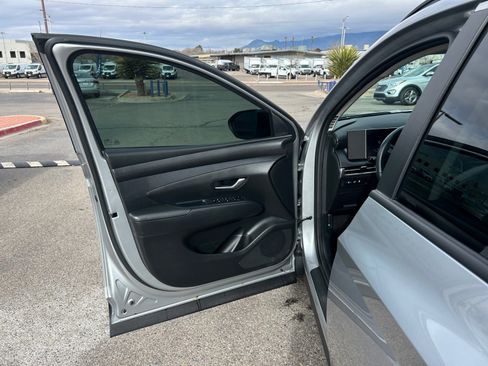 Used 2025 Hyundai Tucson SEL image 15