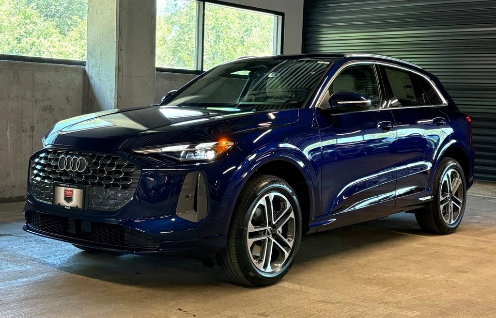 New 2026 Audi Q5 Premium AWD/4WD image 1