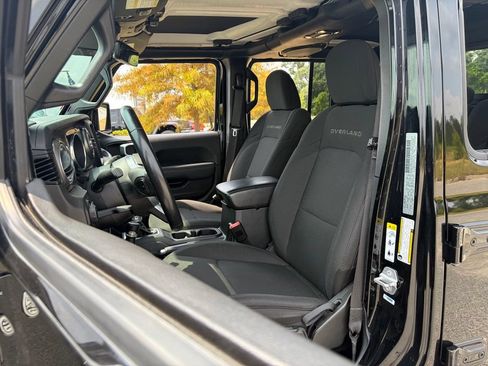 Used 2020 Jeep Gladiator Overland AWD/4WD image 50