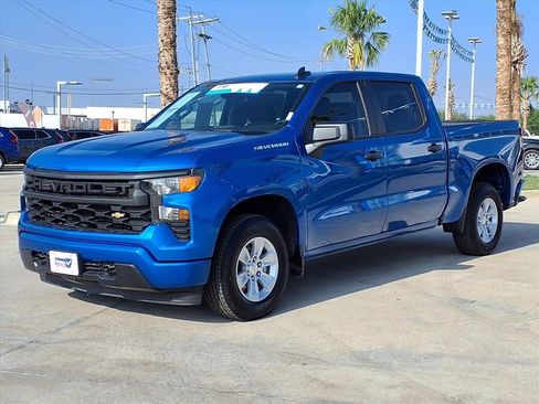 Used 2024 Chevrolet Silverado 1500 Custom image 3