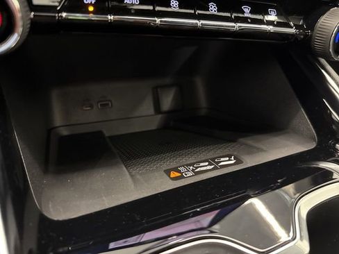 New 2026 Chevrolet Traverse LT w/ Enhanced Driving Package FWD image 30