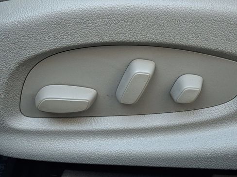 Used 2019 Cadillac CTS Luxury image 18