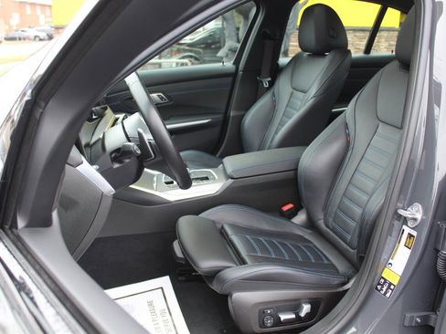 Used 2023 BMW M340i xDrive image 18