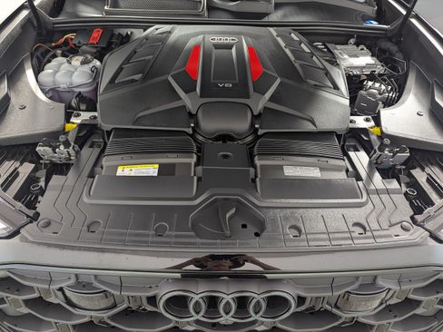 Certified 2026 Audi SQ8 Prestige AWD/4WD image 29