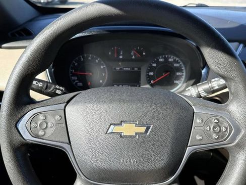 Used 2023 Chevrolet Traverse LS w/ Safety Package image 20