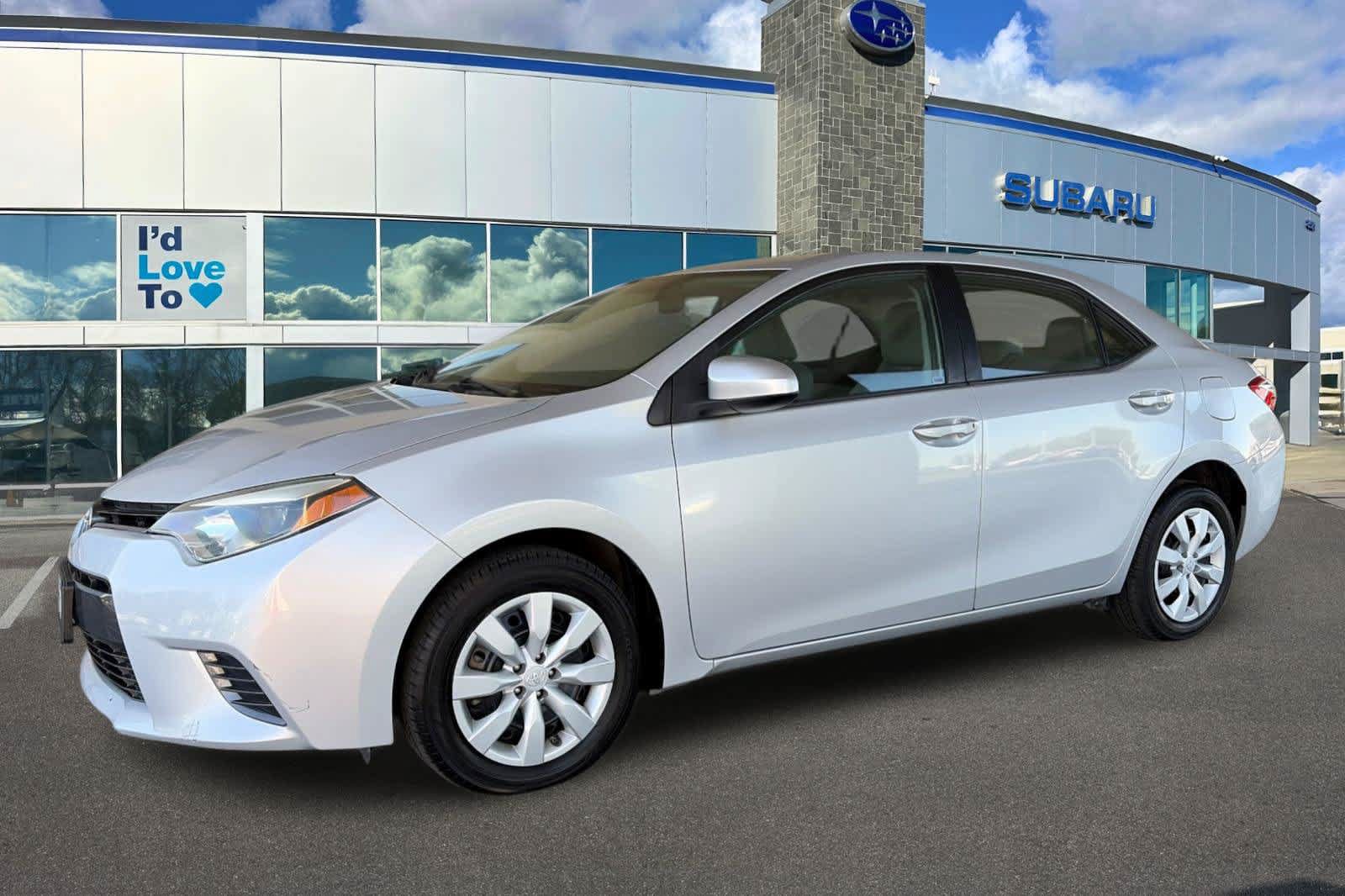 Used 2016 Toyota Corolla LE FWD image 1